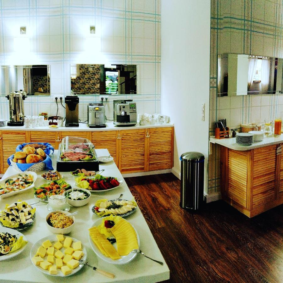 Pokoje Goscinne Villa Plaza 루치아네 니다 외부 사진